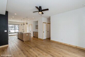1125 Ellis Blvd NW in Cedar Rapids, IA - Foto de edificio - Building Photo