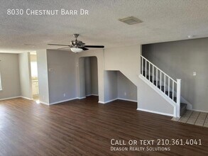 8030 Chestnut Barr Dr in Converse, TX - Building Photo - Building Photo