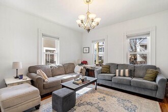 30 Gorham St in Somerville, MA - Foto de edificio - Building Photo