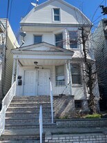 50 Gates Ave, Unit 2 in Jersey City, NJ - Building Photo