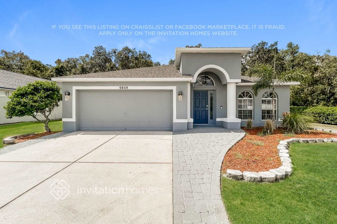 4649 Barchetta Dr in Land O Lakes, FL - Building Photo