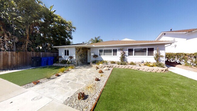 4941 Gary St in San Diego, CA - Building Photo - Building Photo