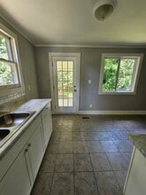 329 Ennis St in High Point, NC - Building Photo - Building Photo