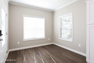 2119 Lewis St in Jacksonville, FL - Building Photo - Building Photo