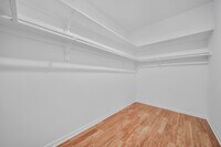 1408 Hughes St - 6