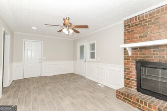 246 Timber Lake Cir in Douglasville, GA - Building Photo - Building Photo