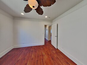 976 55th St in Oakland, CA - Building Photo - Building Photo