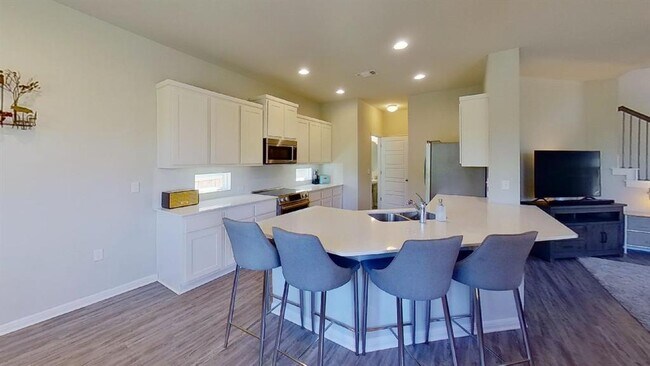 property at 10005 Dalliance Ln