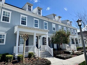 1825 Coastal Ct in Kissimmee, FL - Building Photo - Building Photo