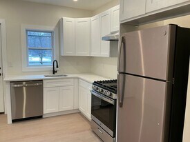 51 Tyler St in Troy, NY - Building Photo