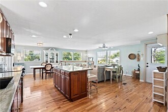 12861 Iona Rd in Ft. Myers, FL - Building Photo - Building Photo