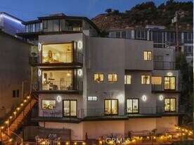 6422 Weidlake Dr in Los Angeles, CA - Building Photo