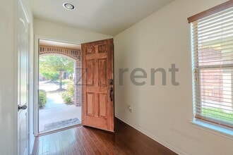 2730 Volute in Houston, TX - Foto de edificio - Building Photo