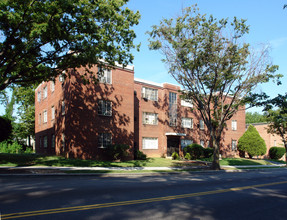 1210 Eastern Ave NE in Washington, DC - Building Photo - Building Photo