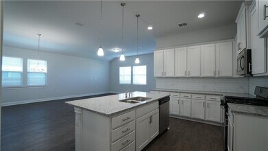 1308 Falconer Wy in Austin, TX - Building Photo - Building Photo