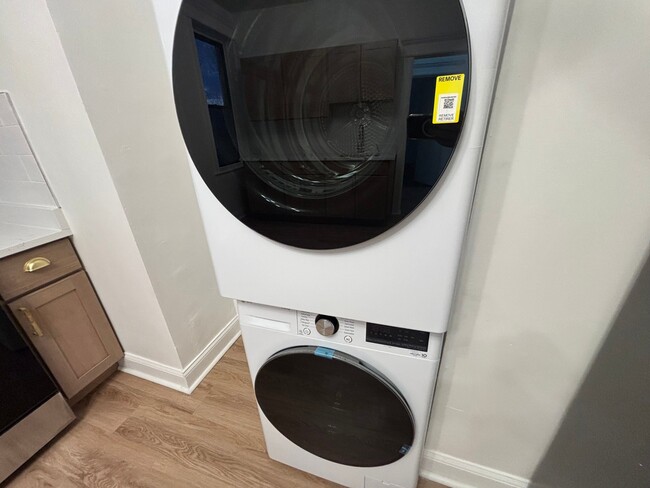 160 59th St in West New York, NJ - Foto de edificio - Building Photo