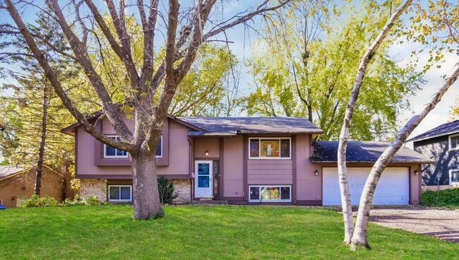 property at 6866 Buckingham Rd