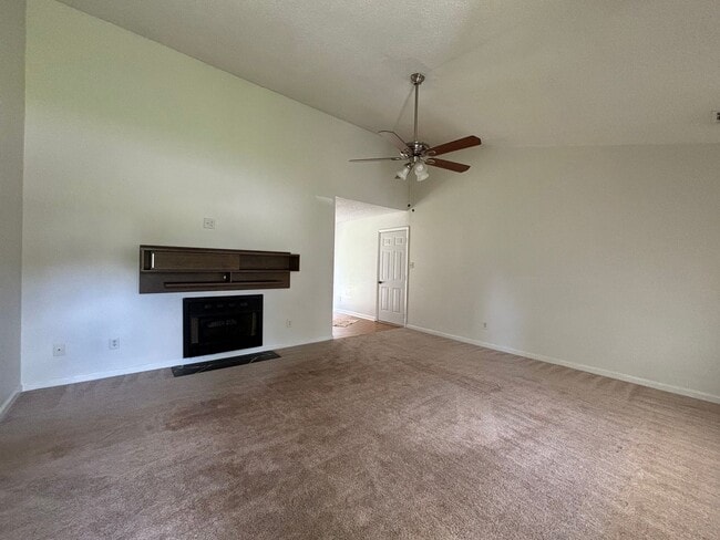 112 Horse Shoe Bend in Jacksonville, NC - Building Photo - Building Photo