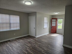 301 N Broad St in Williamston, NC - Building Photo - Building Photo