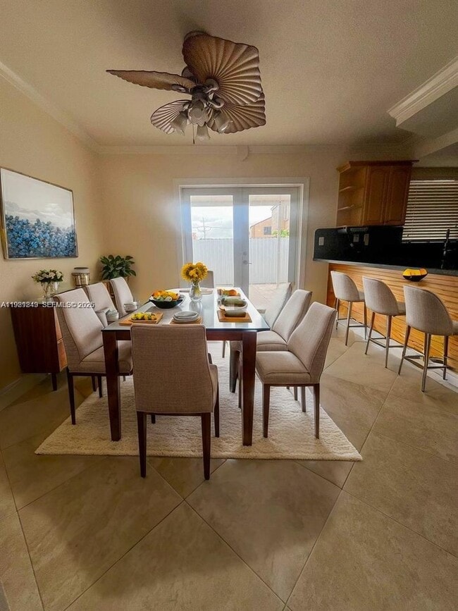 5249 W 24th Ct in Hialeah, FL - Building Photo - Building Photo