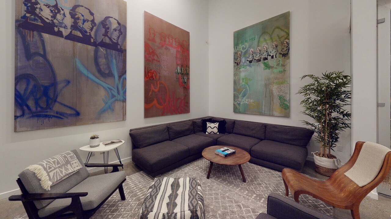 1410 Pacific Ave in Venice, CA - Building Photo