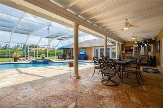 7720 SW 183rd Terrace in Palmetto Bay, FL - Building Photo - Building Photo