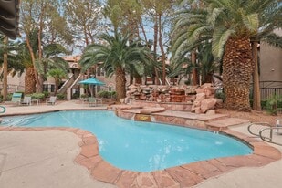 Valley View Senior Apartments in Las Vegas, NV - Building Photo