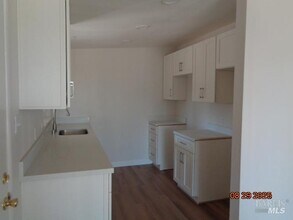 710 Azalea Way in Vacaville, CA - Building Photo - Building Photo