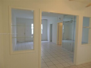 2243 Calais Dr in Miami Beach, FL - Building Photo - Building Photo