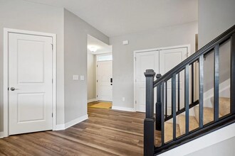 6351 Azile Way in Westerville, OH - Foto de edificio - Building Photo