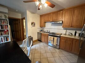 12 S Russell St, Unit 16-1 in Boston, MA - Building Photo