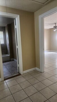 6519 Couch St photo'