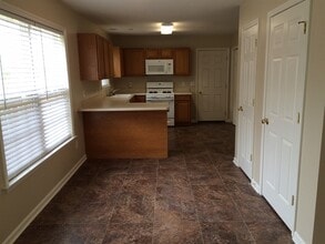 159 Sailway Rd in Winston-Salem, NC - Foto de edificio - Building Photo