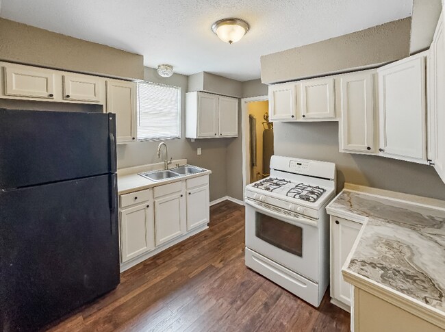 321 Robinson Ave in Marrero, LA - Building Photo - Building Photo