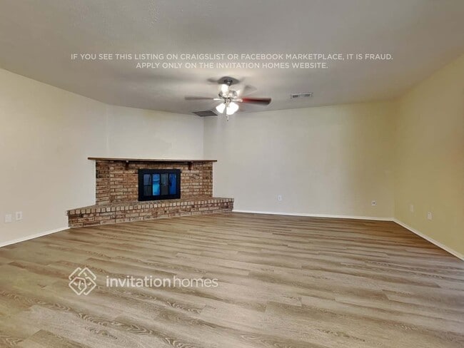 5541 Gates Dr in The Colony, TX - Building Photo - Building Photo
