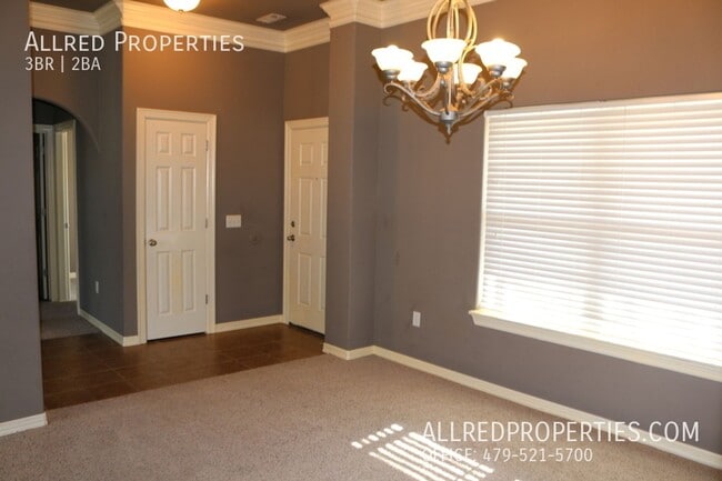 378 Milas St in Springdale, AR - Building Photo - Building Photo