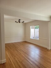 16101 Dickens St in Encino, CA - Building Photo - Building Photo