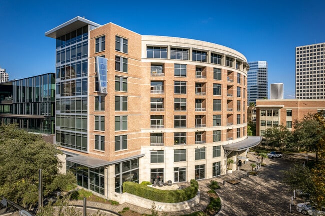 1901 Post Oak Blvd