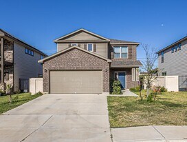 8713 Owlcreek Pass Ct in Laredo, TX - Building Photo
