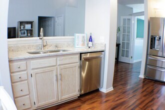 7 Teakwood Dr in Savannah, GA - Building Photo - Building Photo