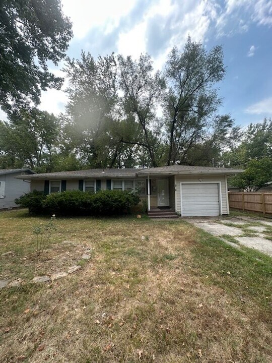 316 E Silsby St in Springfield, MO - Building Photo
