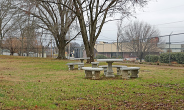 Presbyterian Apartments in Huntsville, AL - Building Photo - Building Photo