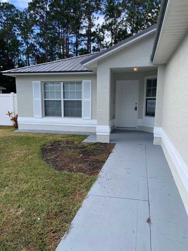 71 Raemoor Dr in Palm Coast, FL - Building Photo - Building Photo