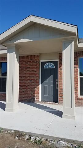 701 Sharon Ln in Whitewright, TX - Building Photo - Building Photo