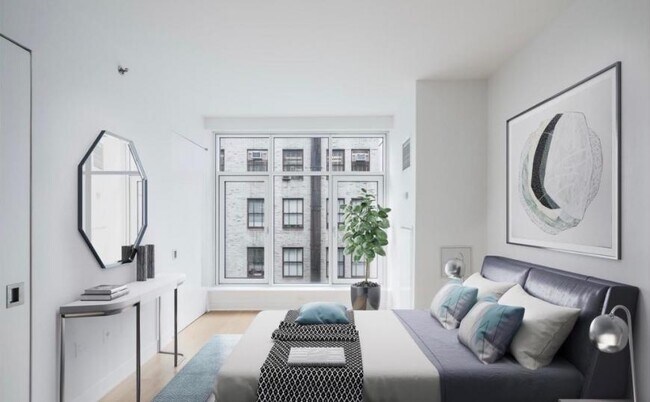 5 E 44th St in New York, NY - Building Photo - Building Photo