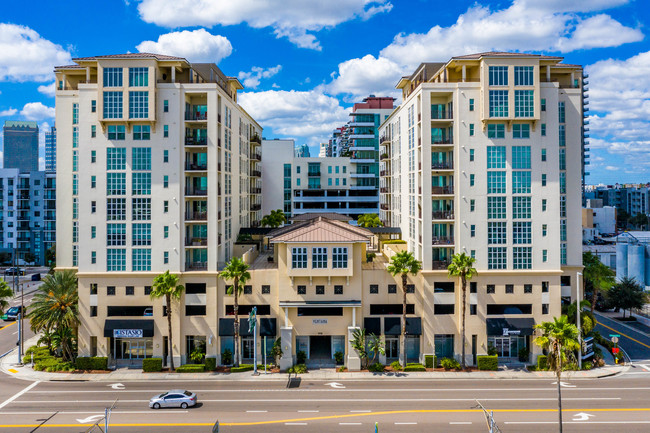 The Ventana in Tampa, FL - Foto de edificio - Building Photo