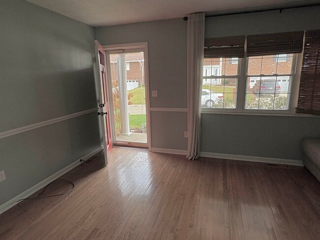 9 Adkins Ct in Huntington, WV - Building Photo - Building Photo