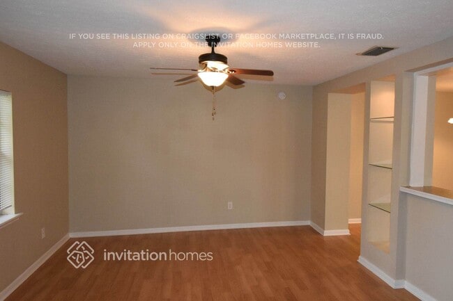 2933 Forest Cir in Seffner, FL - Building Photo - Building Photo