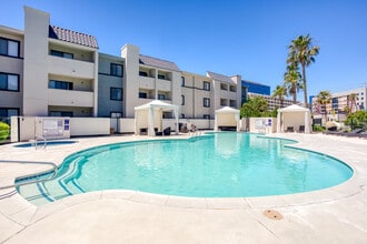 4200 Paradise in Las Vegas, NV - Building Photo - Building Photo