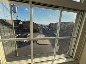 801 E Broadway in Long Beach, NY - Building Photo - Building Photo